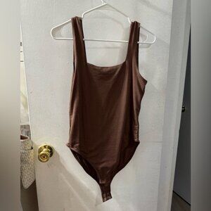 Old Navy Chocolate Brown Tee